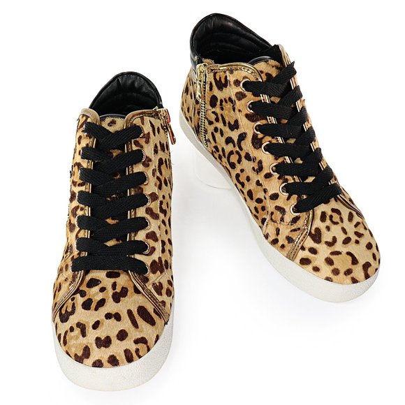 Steve Madden Women's Savior Fashion Sneaker Leopard Print Calf Hair Bling Star 7 - Picture 5 of 10